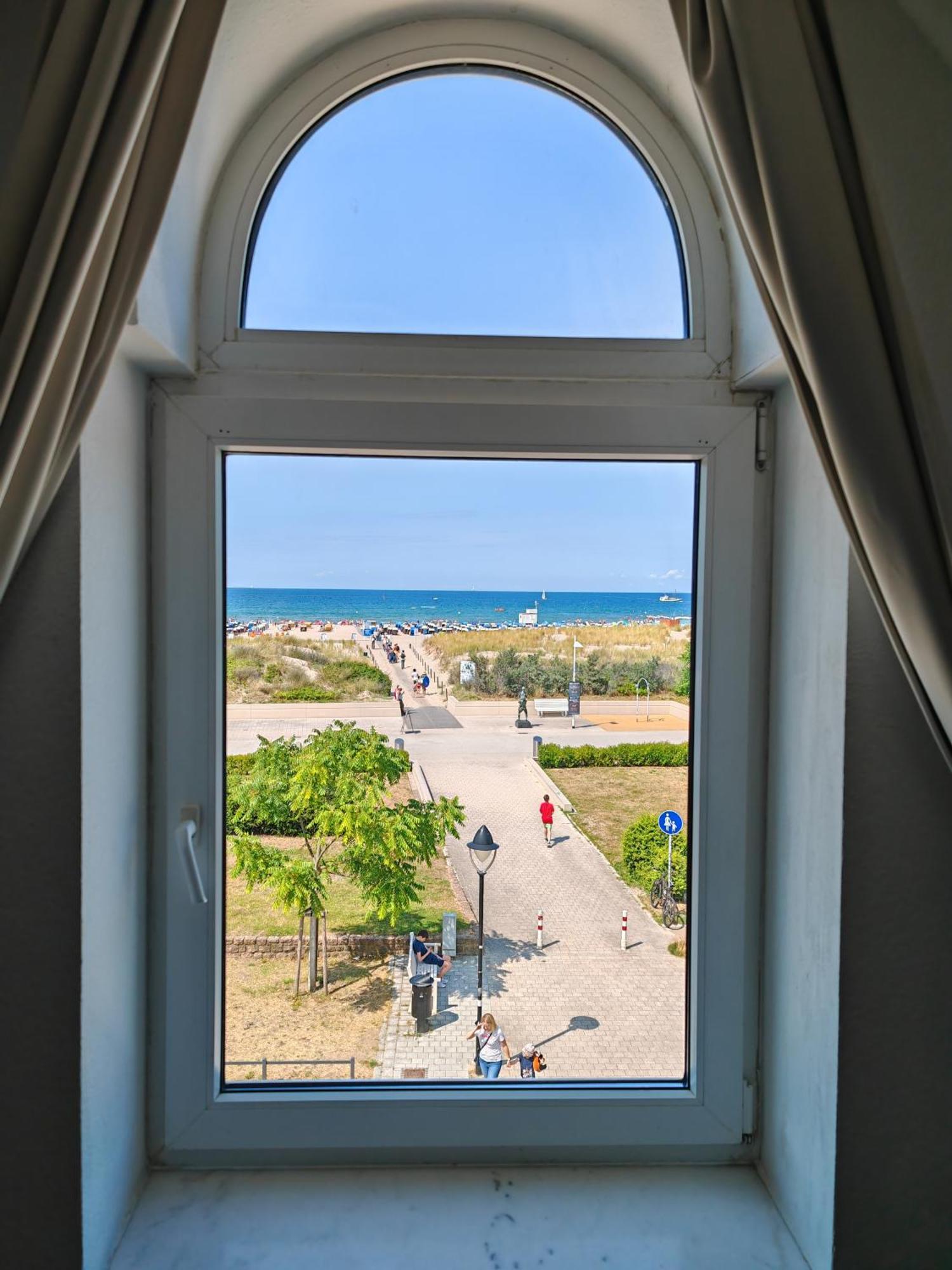 Hotel Bellevue Warnemünde Rostock Exterior foto